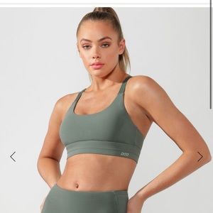 Lorna Jane Rebound Sports bra in Military size Large